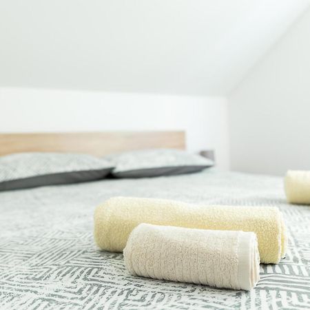 Sunny Day Apartments Sveta Nedjelja  ภายนอก รูปภาพ